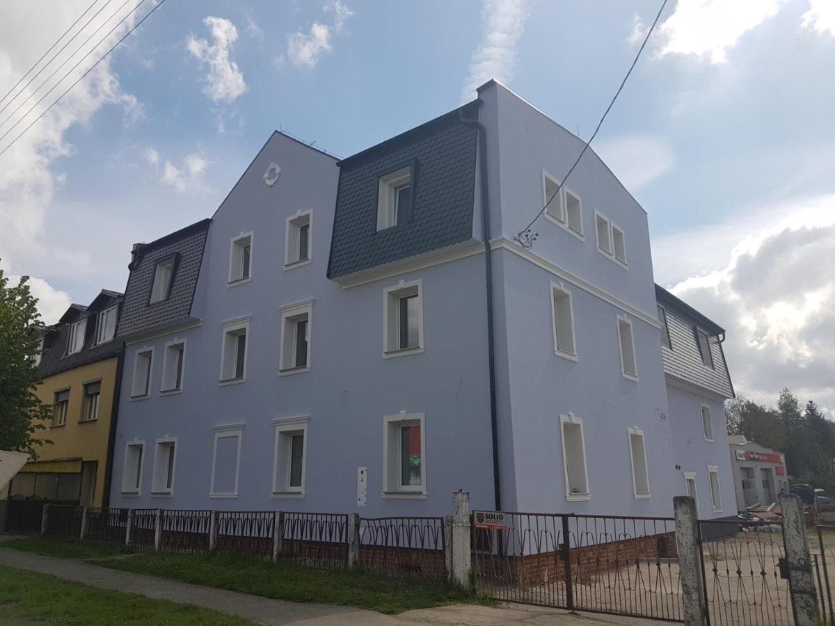 Kamienica Zerniki Wroclawskie Luaran gambar
